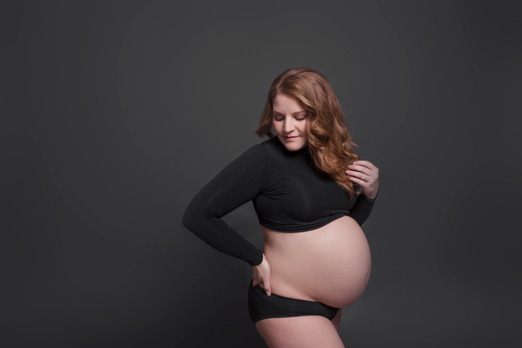 Plus Size Maternity Photos Articles